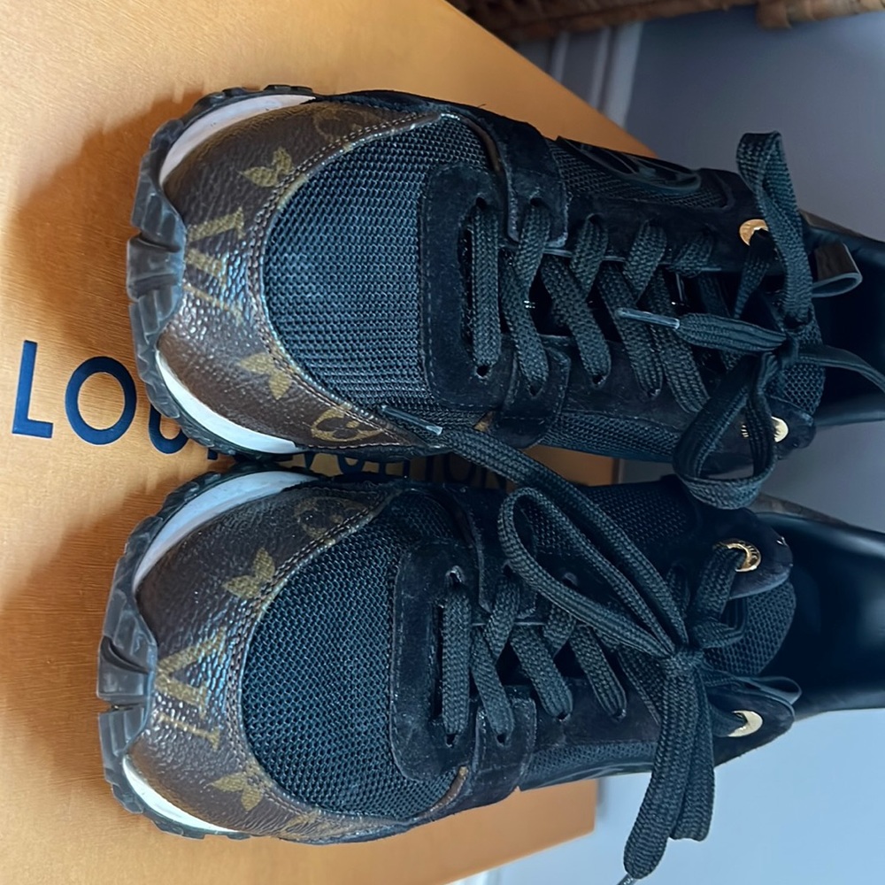 Louis Vuitton RUN AWAY SNEAKERS